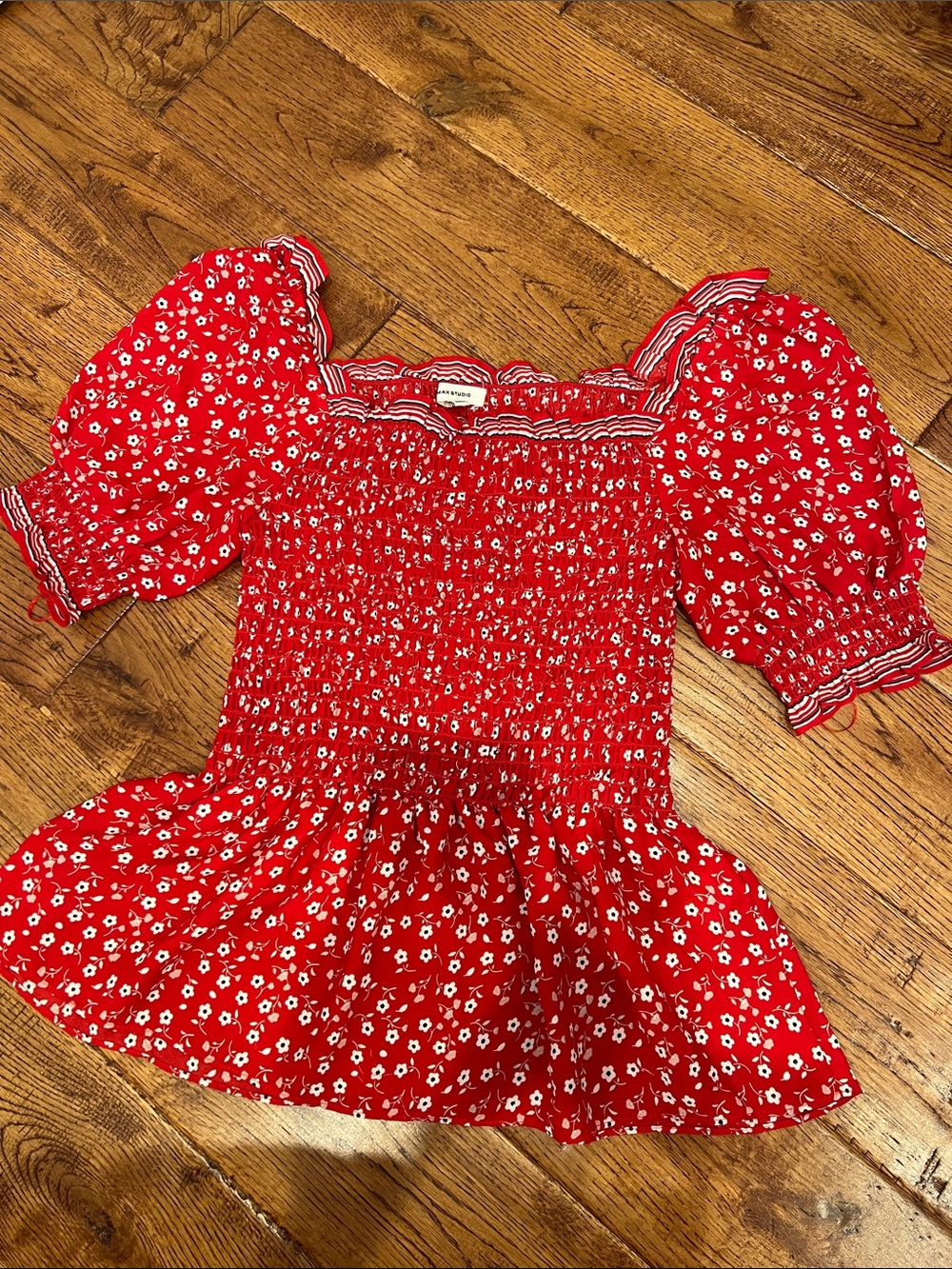 Max Studio Red Floral Smocked Puff Sleeve Top